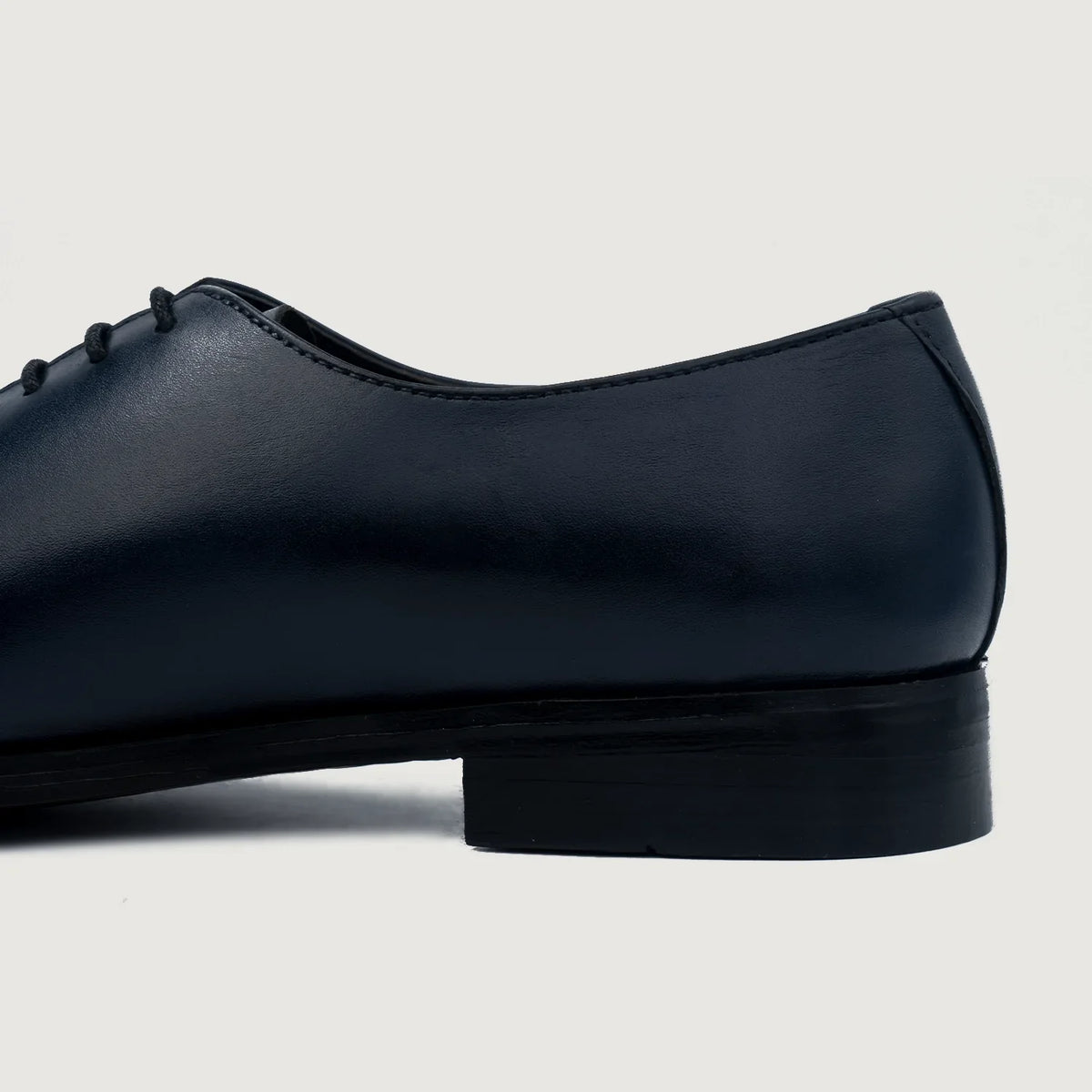 Director Wholecut Midnight Blue Leather Shoes